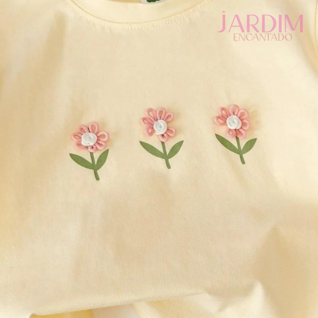 Blusa feminina infantil Blusa infantil estampa flores Blusa menina algodão poliéster Blusa floral infantil Roupa feminina infantil Blusa floral algodão poliéster Blusa estampa flores meninas Blusa de flores para meninas Blusa infantil confortável Blusa casual infantil