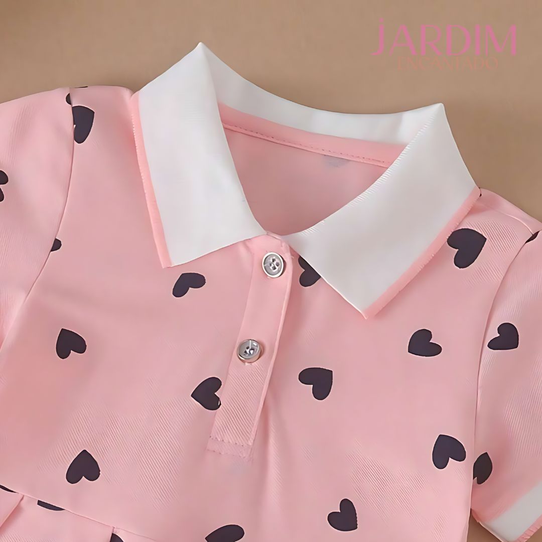 Vestido infantil rosa com coração Vestido rosa infantil com estampa de coração Vestido de menina rosa com corações Vestido infantil de coração rosa Vestido de criança rosa com estampa de coração Vestido de bebê rosa com coração Vestido de festa infantil rosa com corações Vestido rosa infantil com desenho de coração Vestido infantil rosa estampado com corações Vestido infantil rosa com detalhes de coração