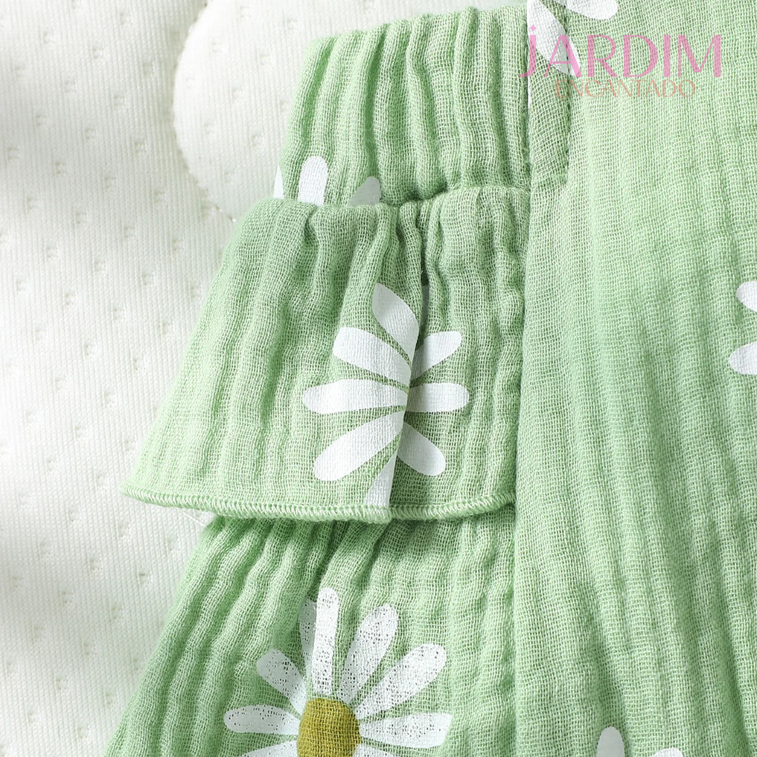 Body verde e azul estampado floral Body floral verde e azul Body verde com estampa de flores azuis Body azul com estampa floral verde Body verde e azul com flores Body estampado verde e azul Body florido verde e azul Body com estampa floral verde e azul Body com flores verde e azul Body verde e azul com padrão floral