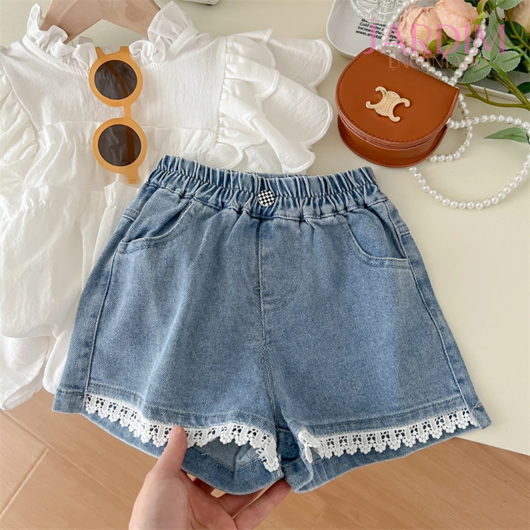 Conjunto infantil blusa branca e short jeans Roupas infantis blusa branca short jeans Moda infantil blusa branca e short jeans Conjunto de verão infantil blusa branca e short jeans Look infantil blusa branca e short jeans Roupas para crianças blusa branca e short jeans Conjunto casual infantil blusa branca short jeans Roupa de menina blusa branca e short jeans Moda infantil verão blusa branca short jeans Conjunto infantil blusa e short jeans preço