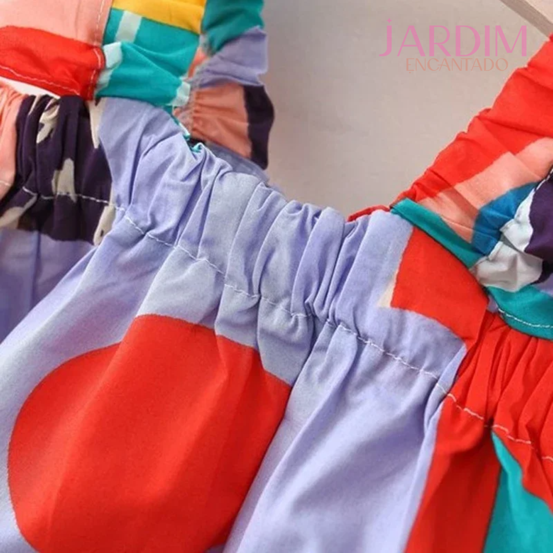 Conjunto infantil blusa branca e short estampado Roupas infantis blusa branca e short colorido Conjunto criança blusa branca e short listrado Moda infantil blusa branca e short com estampas Conjunto de verão infantil blusa branca e short colorido Conjunto infantil de blusa branca e short com linhas coloridas Roupas infantis de verão blusa branca e short estampado Conjunto infantil fashion blusa branca e short estampado Conjunto de roupas infantis blusa branca e short colorido Moda bebê blusa branca e short