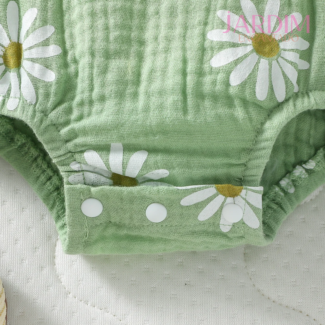 Body verde e azul estampado floral Body floral verde e azul Body verde com estampa de flores azuis Body azul com estampa floral verde Body verde e azul com flores Body estampado verde e azul Body florido verde e azul Body com estampa floral verde e azul Body com flores verde e azul Body verde e azul com padrão floral