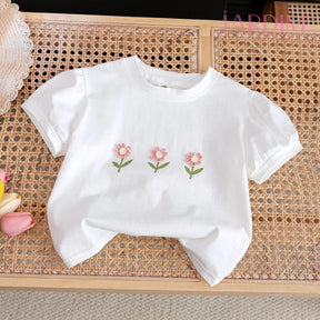 Blusa feminina infantil Blusa infantil estampa flores Blusa menina algodão poliéster Blusa floral infantil Roupa feminina infantil Blusa floral algodão poliéster Blusa estampa flores meninas Blusa de flores para meninas Blusa infantil confortável Blusa casual infantil