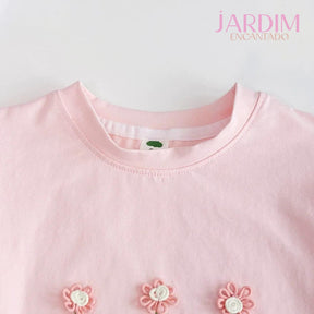 Blusa feminina infantil Blusa infantil estampa flores Blusa menina algodão poliéster Blusa floral infantil Roupa feminina infantil Blusa floral algodão poliéster Blusa estampa flores meninas Blusa de flores para meninas Blusa infantil confortável Blusa casual infantil